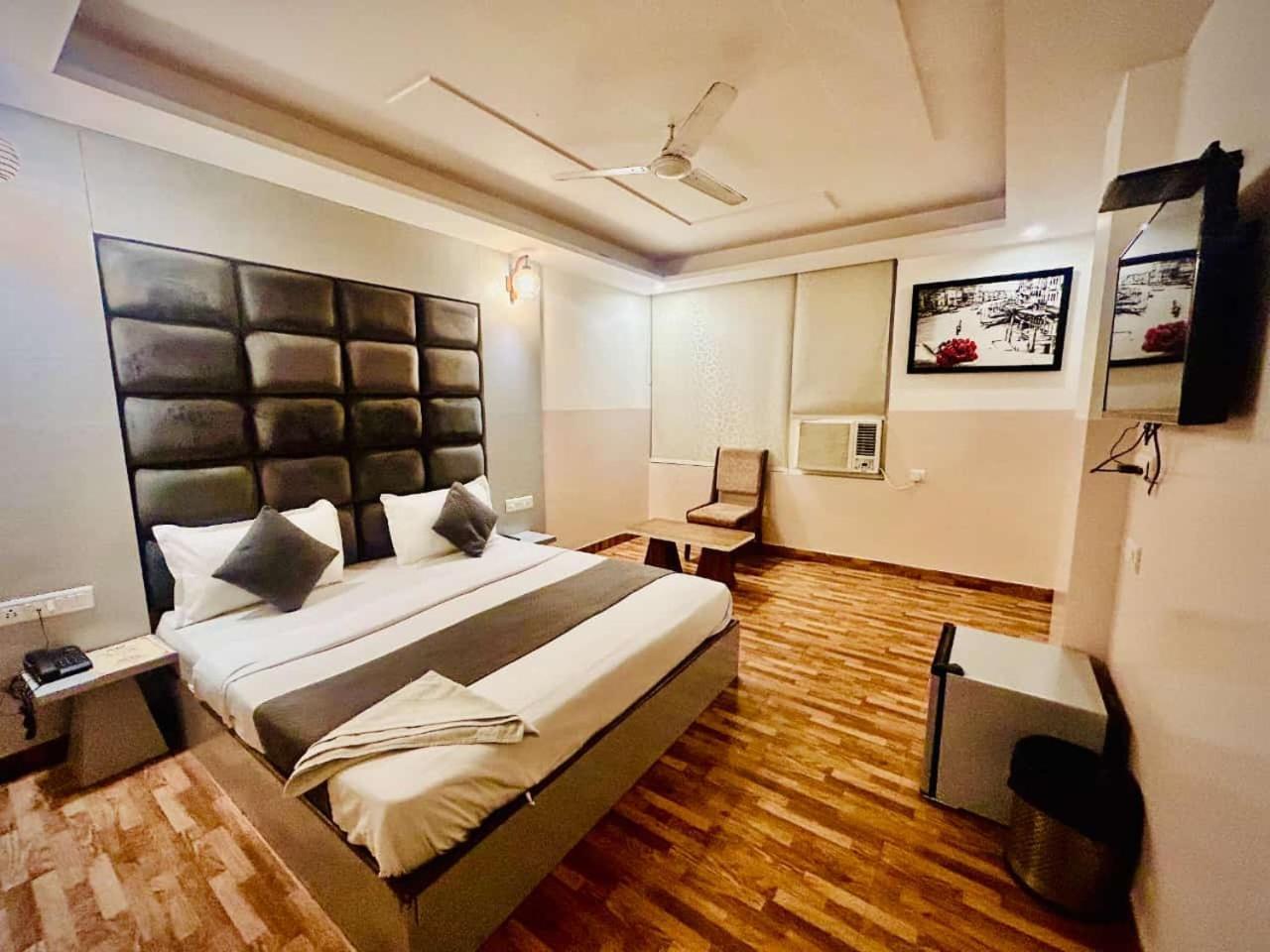 Hotel Airport City Νέο Δελχί Εξωτερικό φωτογραφία