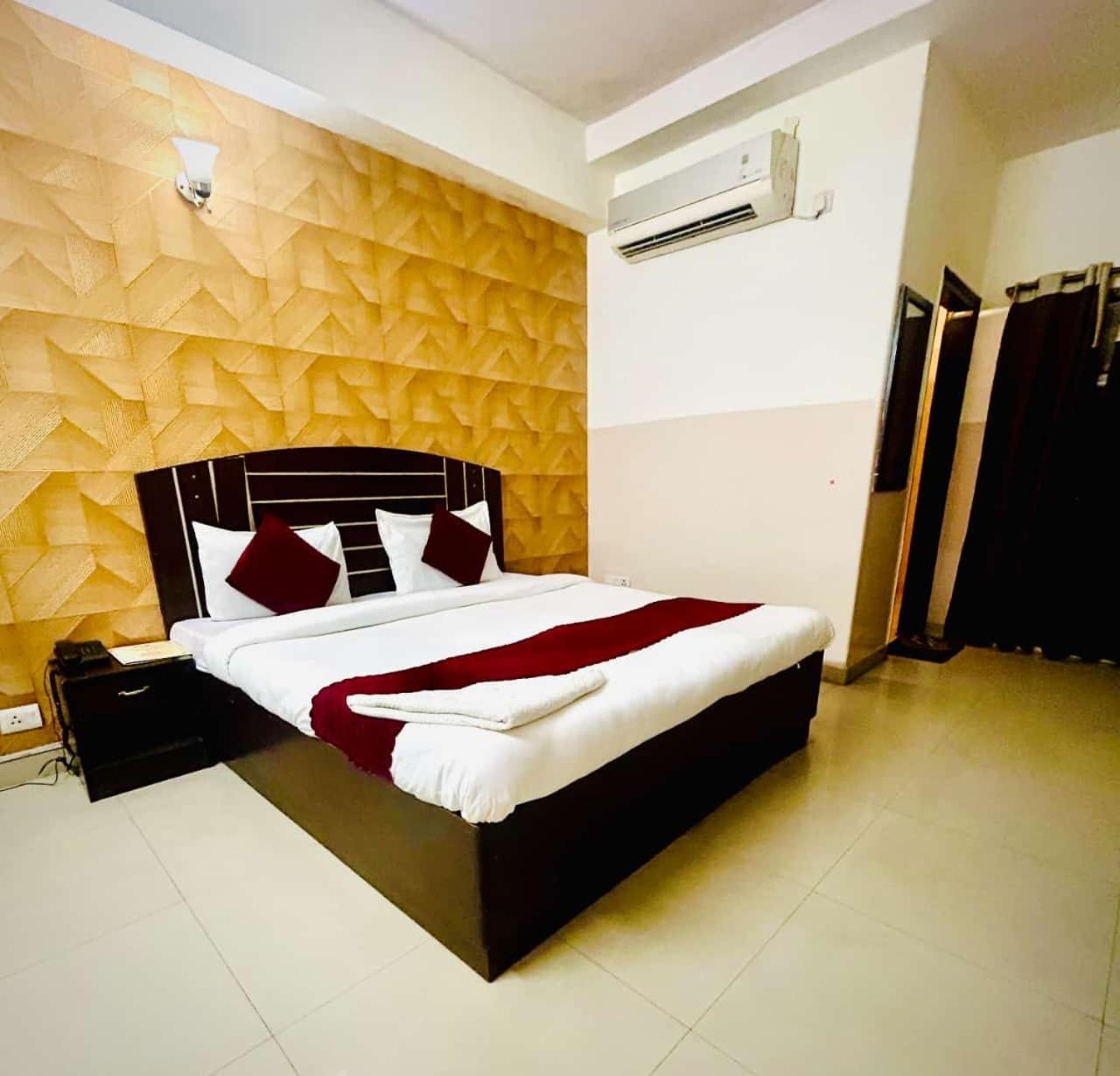 Hotel Airport City Νέο Δελχί Εξωτερικό φωτογραφία